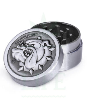Bulldog_grinder_metall_2-teilig_front-open 2 Piece Grinder – The Bulldog